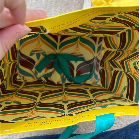 Adidas x Gucci Gazelle shoes - Picture 16 of 17